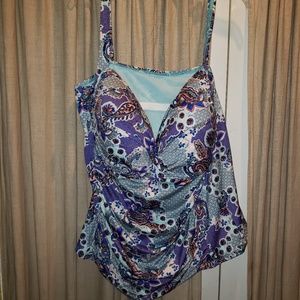 Plus size bathing suit top